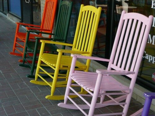 chairs-54946_1280-500x375-5212564